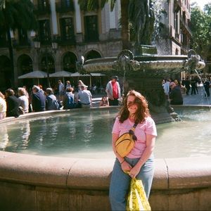 Meet your Posher, Joy